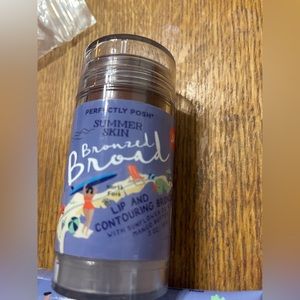 Perfectly Posh summer skin bronzed broad lip and contouring bronzer